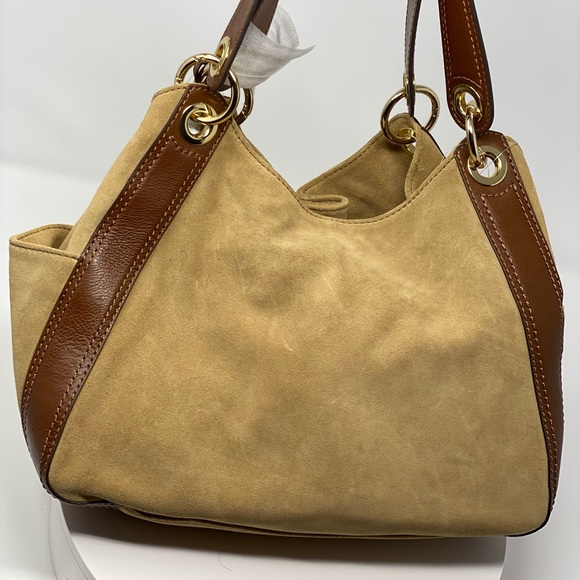Michael Kors Ludlow Large Beige/Brown Shoulder Bag - Picture 3 of 6